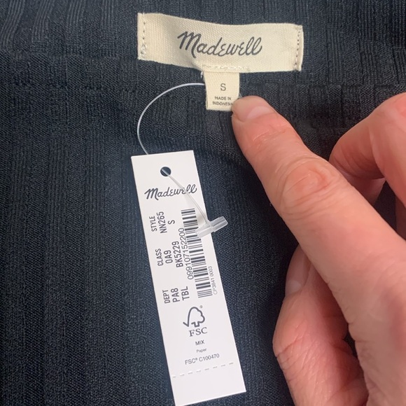 Ribbed Square-Neck Long-Sleeve Tee size S - Picture 7 of 9